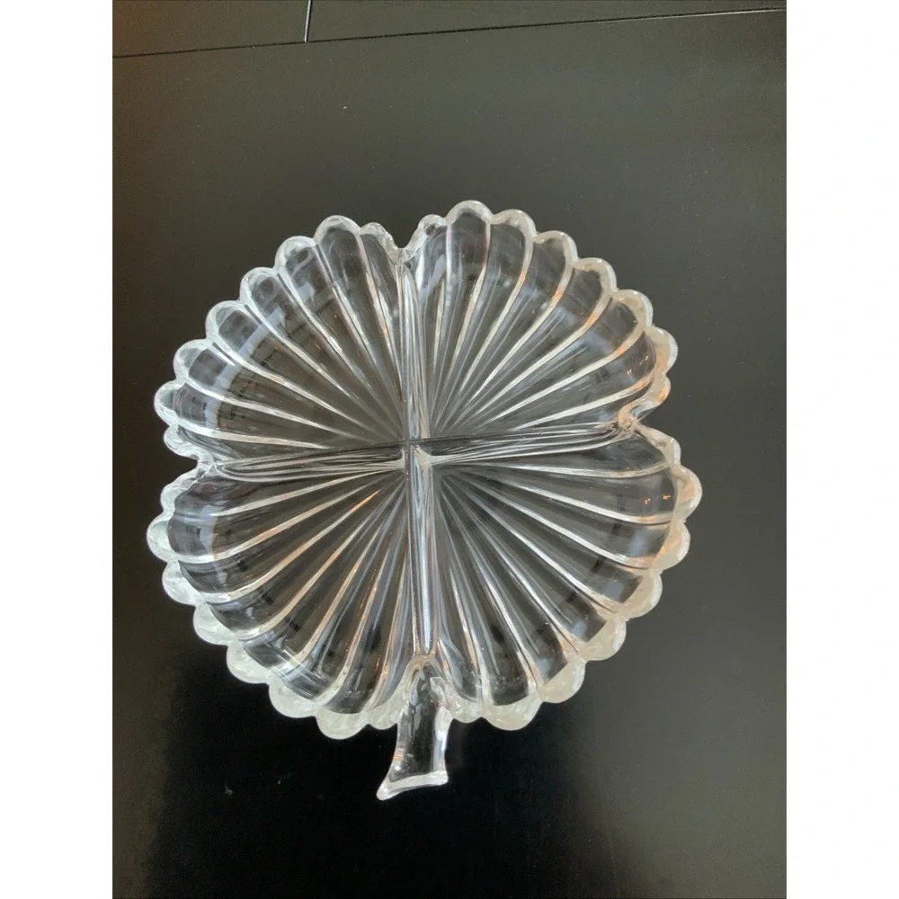 Vintage Clear Glass Four Leaf Clover Divided Relish Candy Serving Tray Dish 8.5